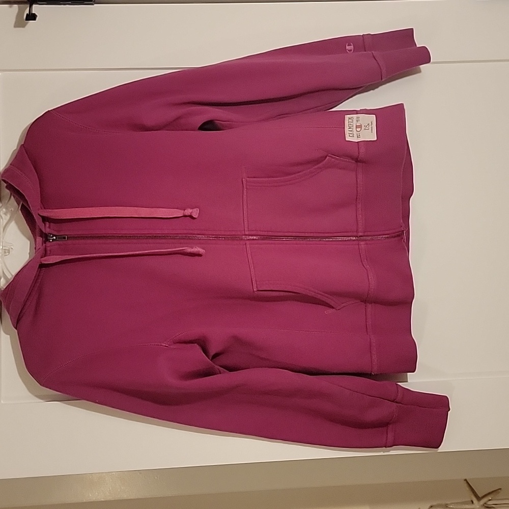 Rasberry Champion Sweatshirt sz lg